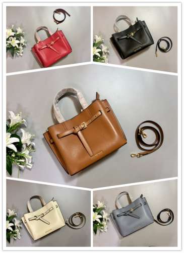 Picture of Michael Kors Lady Handbags _SKUfw106633254fw